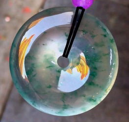 緬甸翡翠玉石 互聯(lián)網(wǎng)浪潮下，實(shí)體珠寶店的盈利困境